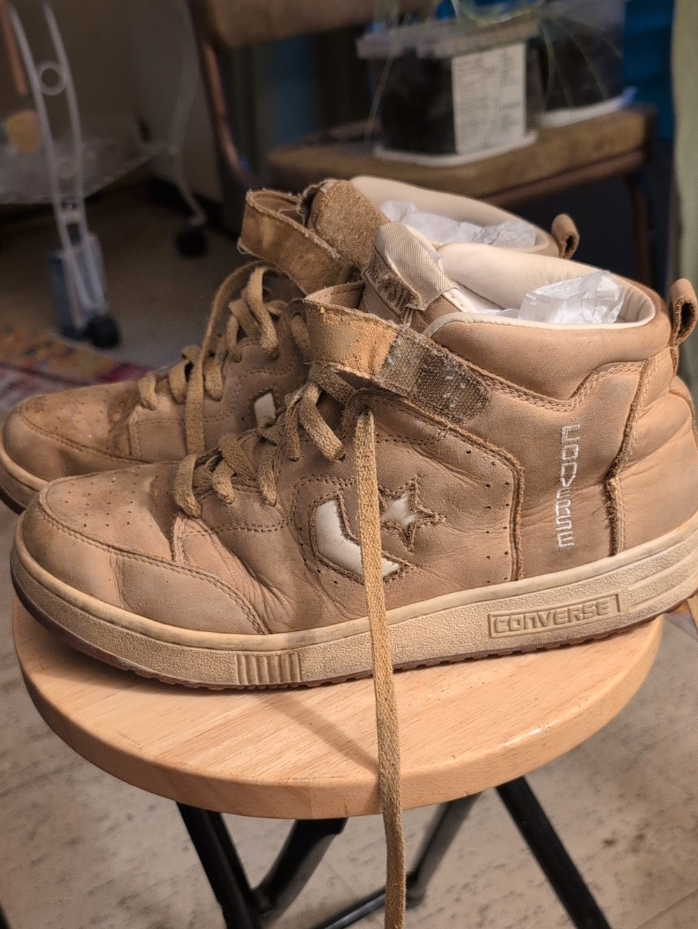 Converse Mid-Top Sneakers in Tan Leather